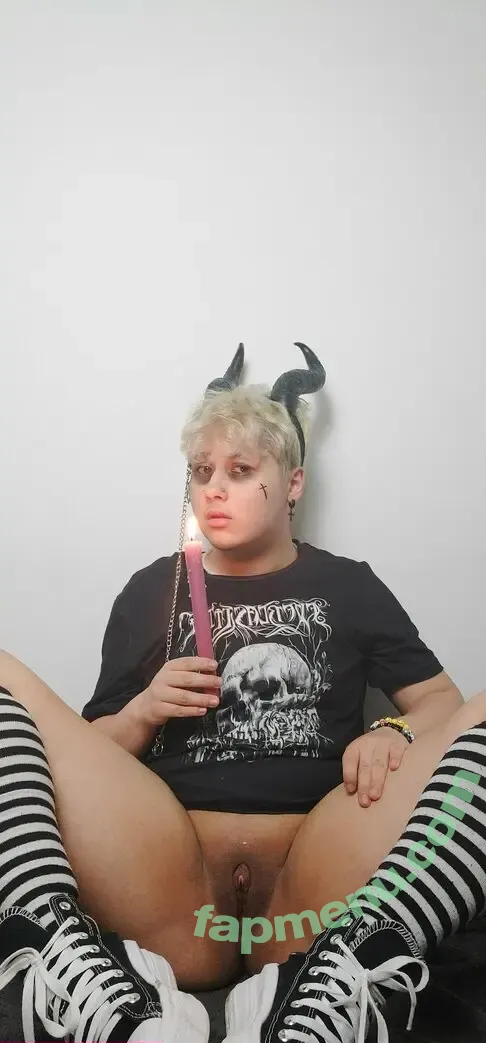 kai_boi nude photo #0034 (kai_boi_)