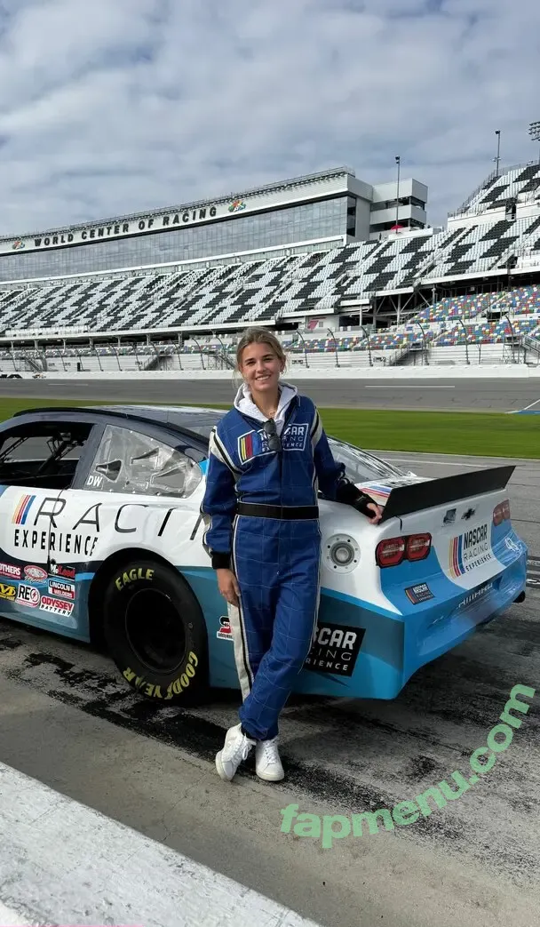 Kai Trump nude photo #0048 (kaitrump / kaitrumpgolfer)