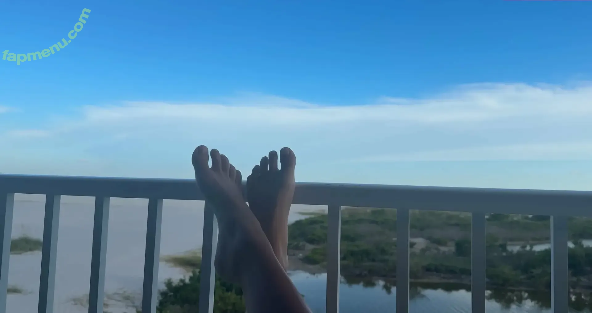 Kai Trump nude photo #0057 (kaitrump / kaitrumpgolfer)