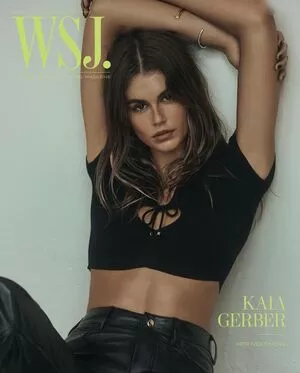 Kaia Gerber / KaiaGerber nude photo #0539