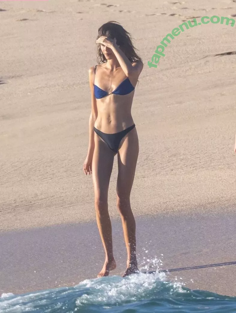 Kaia Gerber nude photo #0906 (KaiaGerber)