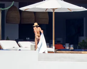 Kaia Gerber / KaiaGerber nude photo #1025