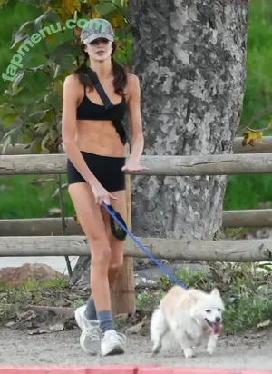 Kaia Gerber / KaiaGerber nude photo #1230