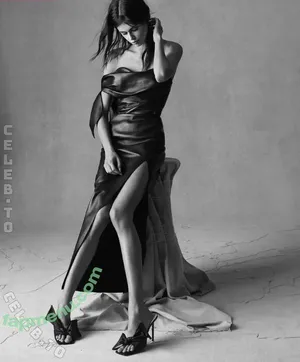 Kaia Gerber / KaiaGerber nude photo #1294