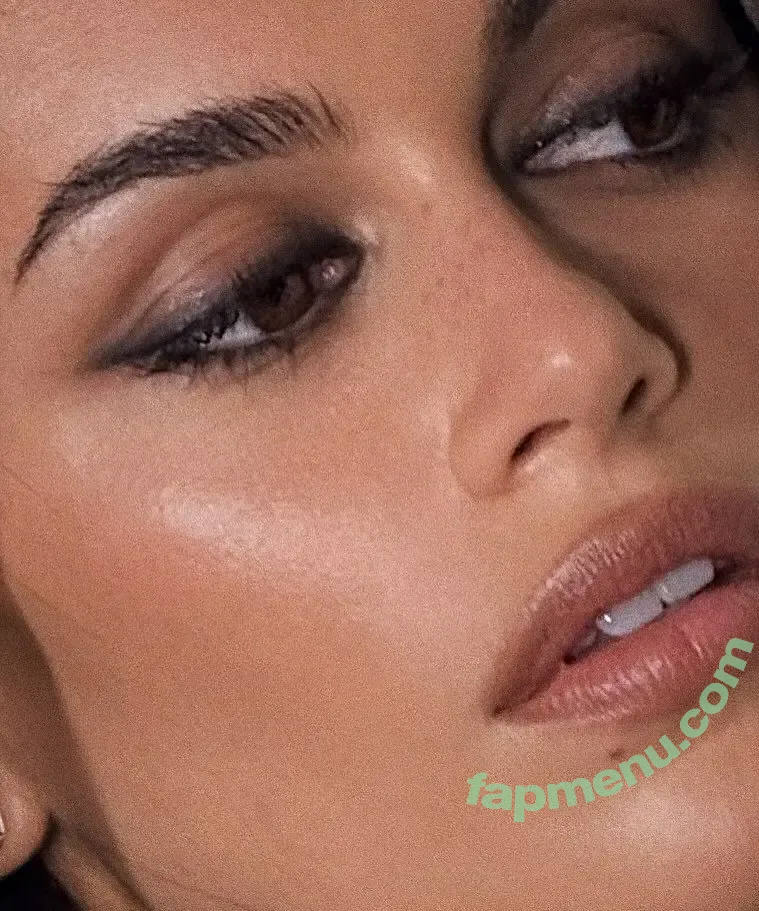 Kaia Gerber nude photo #1015 (KaiaGerber)