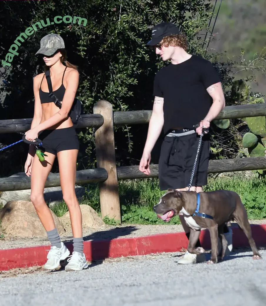 Kaia Gerber nude photo #1222 (KaiaGerber)