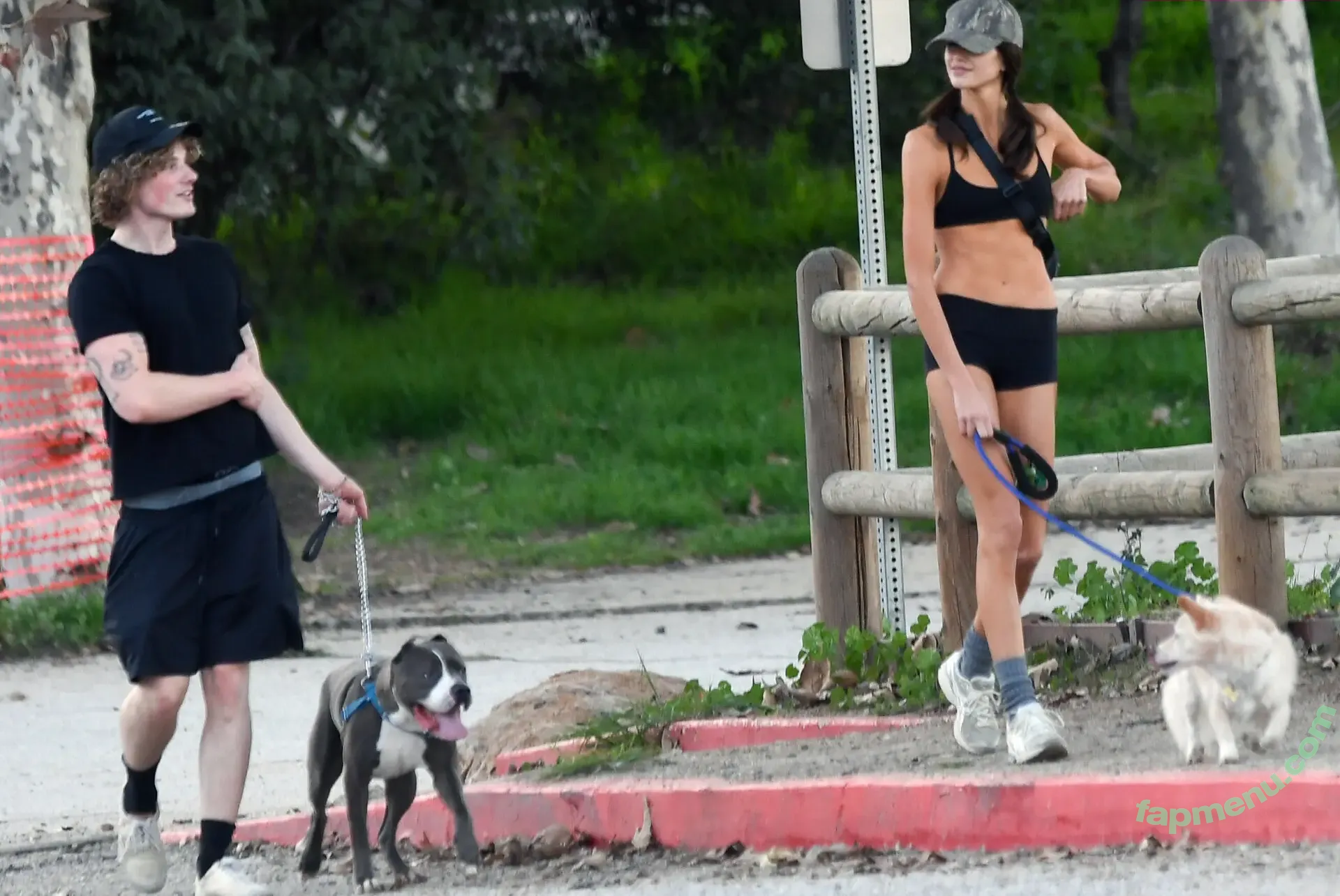 Kaia Gerber nude photo #1232 (KaiaGerber)