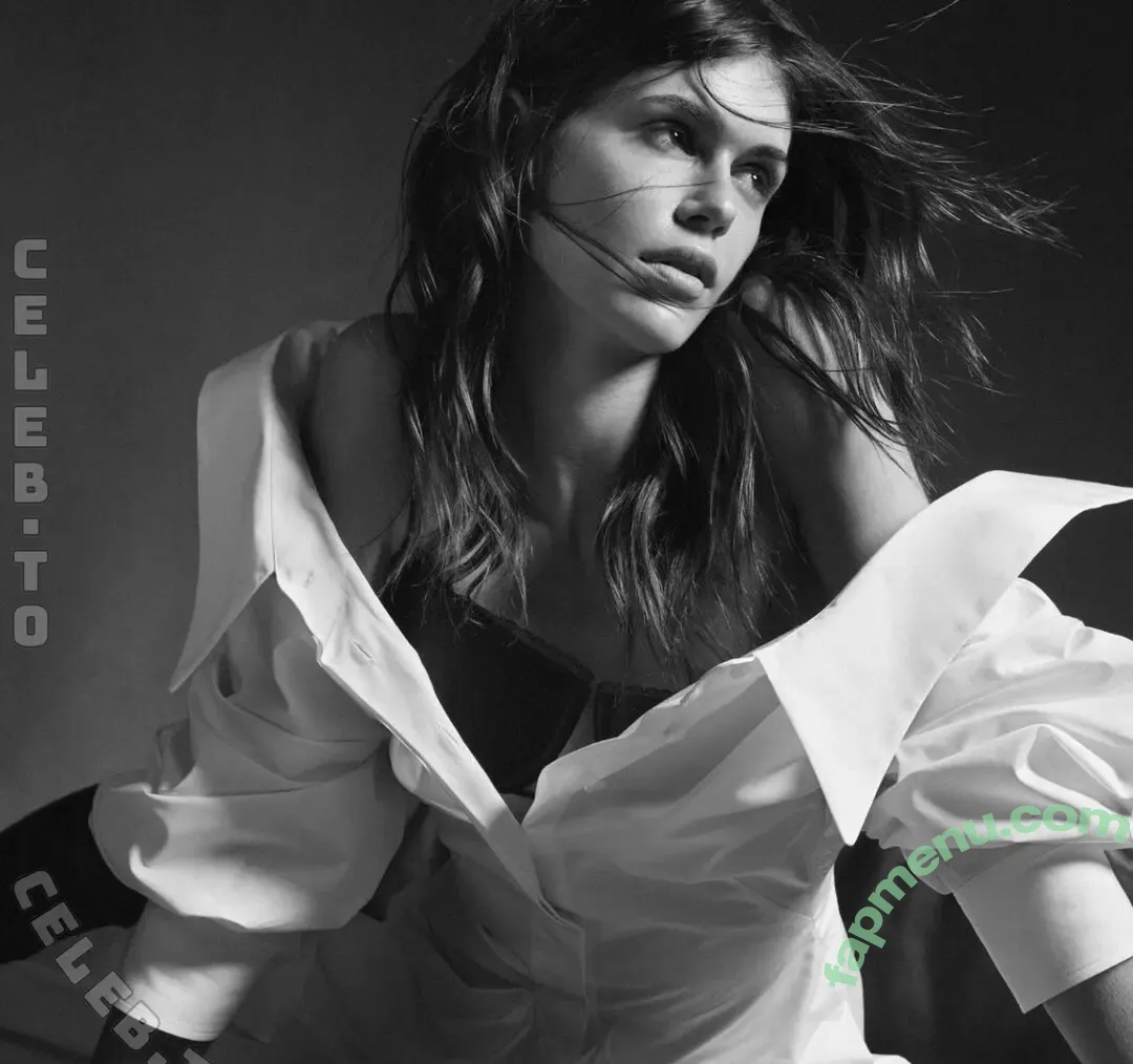 Kaia Gerber nude photo #1298 (KaiaGerber)