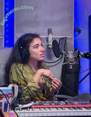 kaira_xaen / xaen_kara nude photo #0037