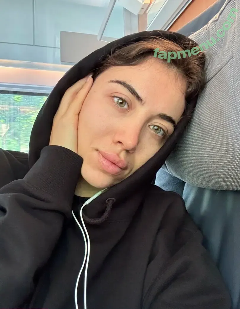 kaira_xaen nude photo #0063 (xaen_kara)