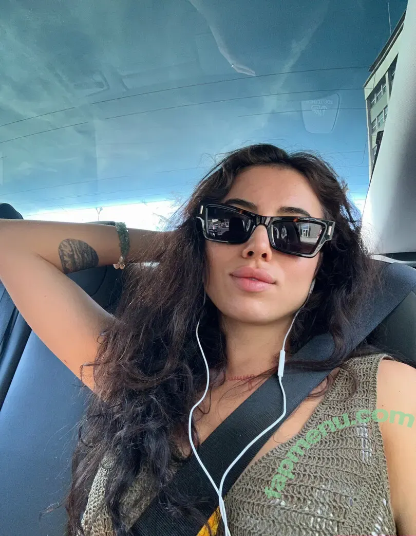 kaira_xaen nude photo #0093 (xaen_kara)