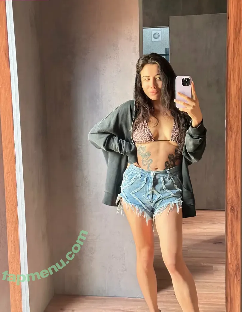 kaira_xaen nude photo #0110 (xaen_kara)