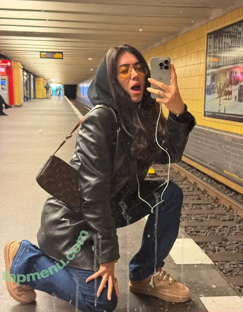 kaira_xaen nude photo #0200 (xaen_kara)