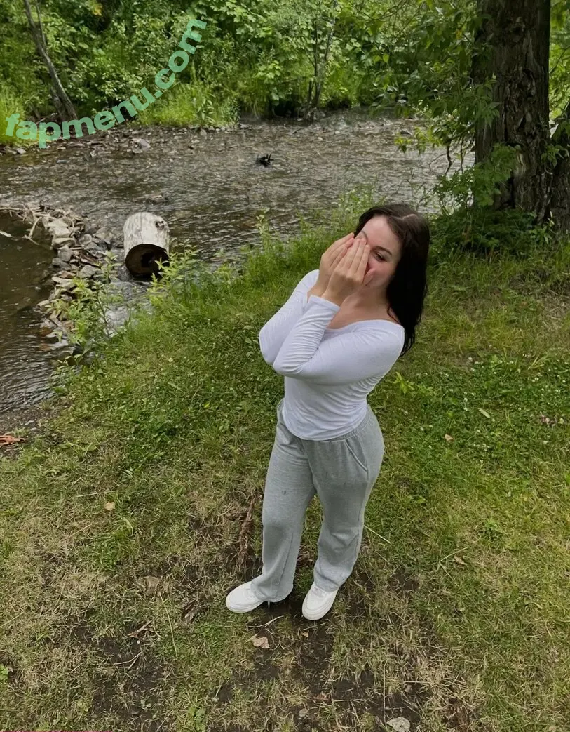 kairisshenanigans nude photo #0038 (goodluckcarli / kairi130)