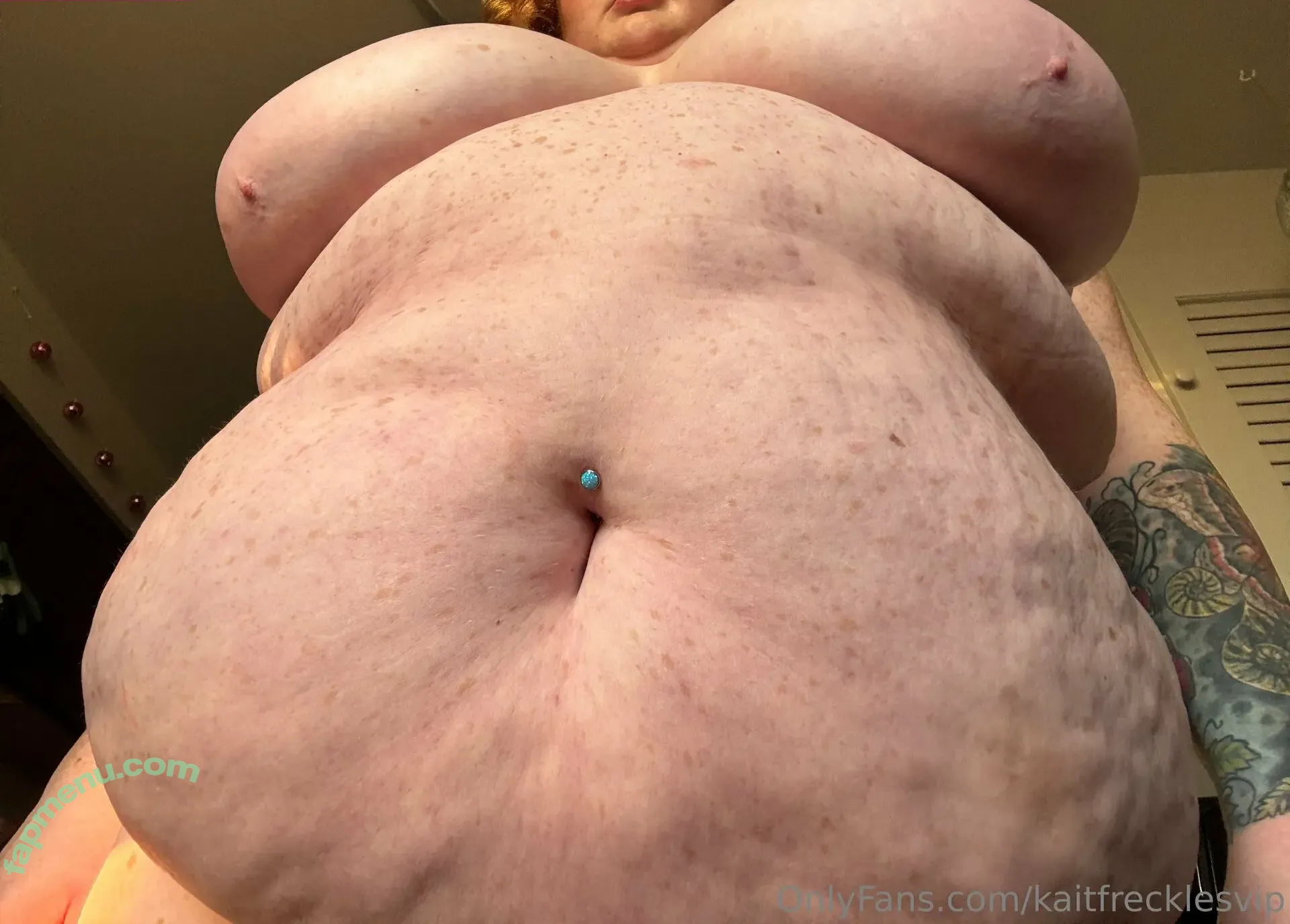 kaitfrecklesvip nude photo #0001 (kaitfreckles)
