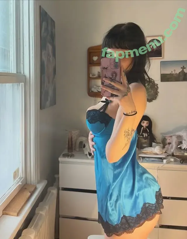 kaitfuckinglyn nude photo #0017 (dollfacekait)