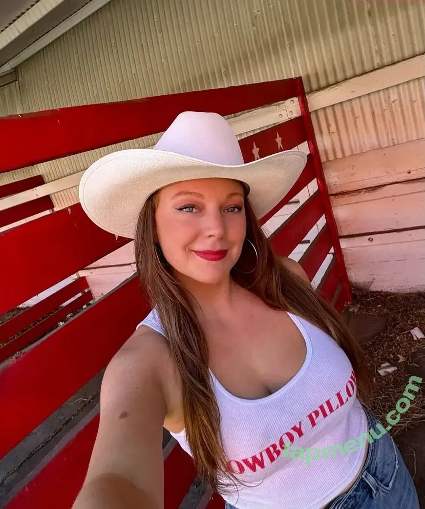 Kaitlin Butts nude photo #0008 (kaitlinbutts)