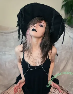 Kaitlin Witcher / kaitlinwitcher / piddleass nude photo #1064