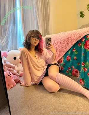 Kaitlin Witcher / kaitlinwitcher / piddleass nude photo #1118