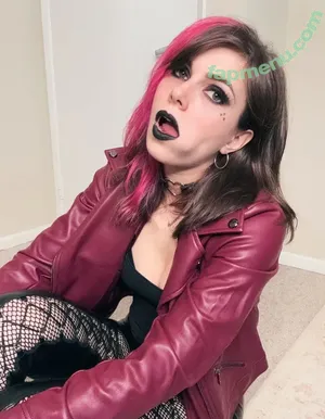 Kaitlin Witcher / kaitlinwitcher / piddleass nude photo #1212