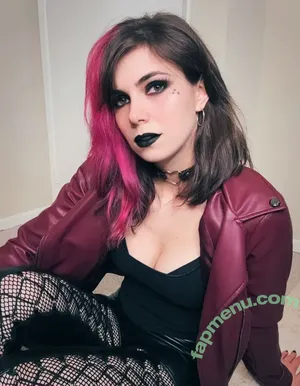 Kaitlin Witcher / kaitlinwitcher / piddleass nude photo #1218