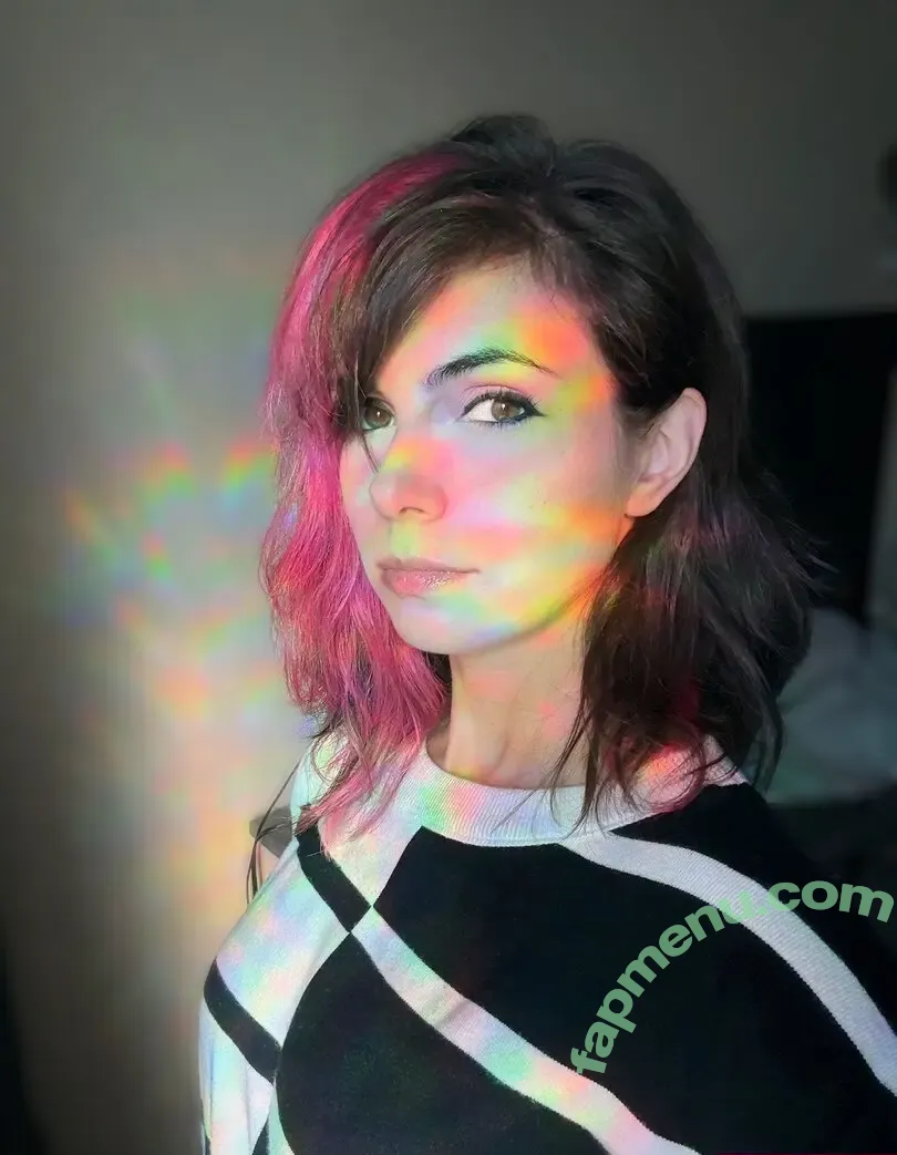 Kaitlin Witcher nude photo #1092 (kaitlinwitcher / piddleass)