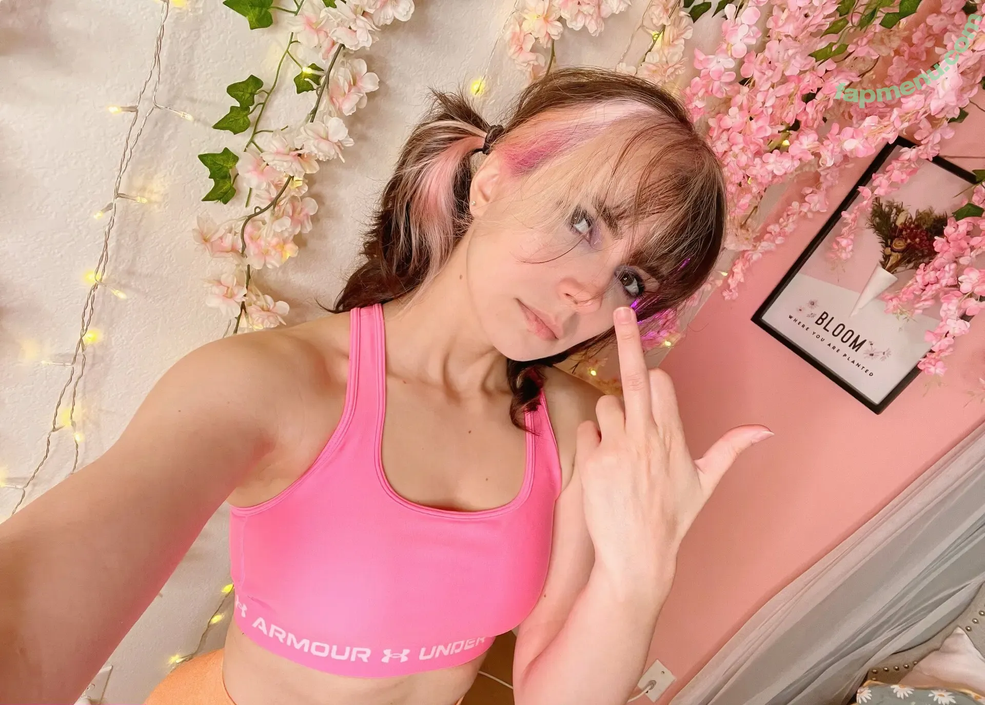 Kaitlin Witcher nude photo #1117 (kaitlinwitcher / piddleass)