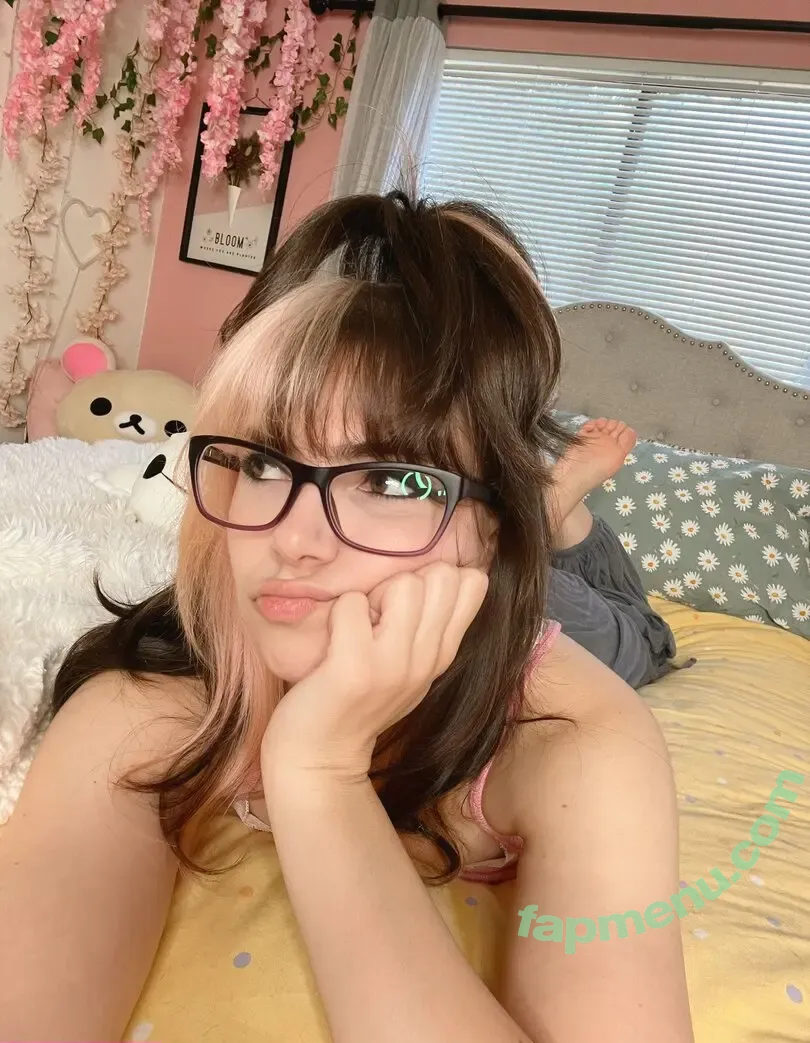 Kaitlin Witcher nude photo #1166 (kaitlinwitcher / piddleass)