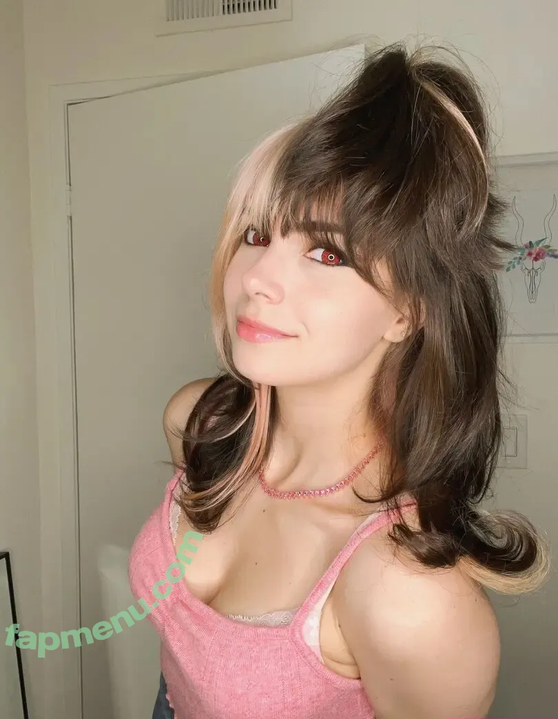 Kaitlin Witcher nude photo #1169 (kaitlinwitcher / piddleass)