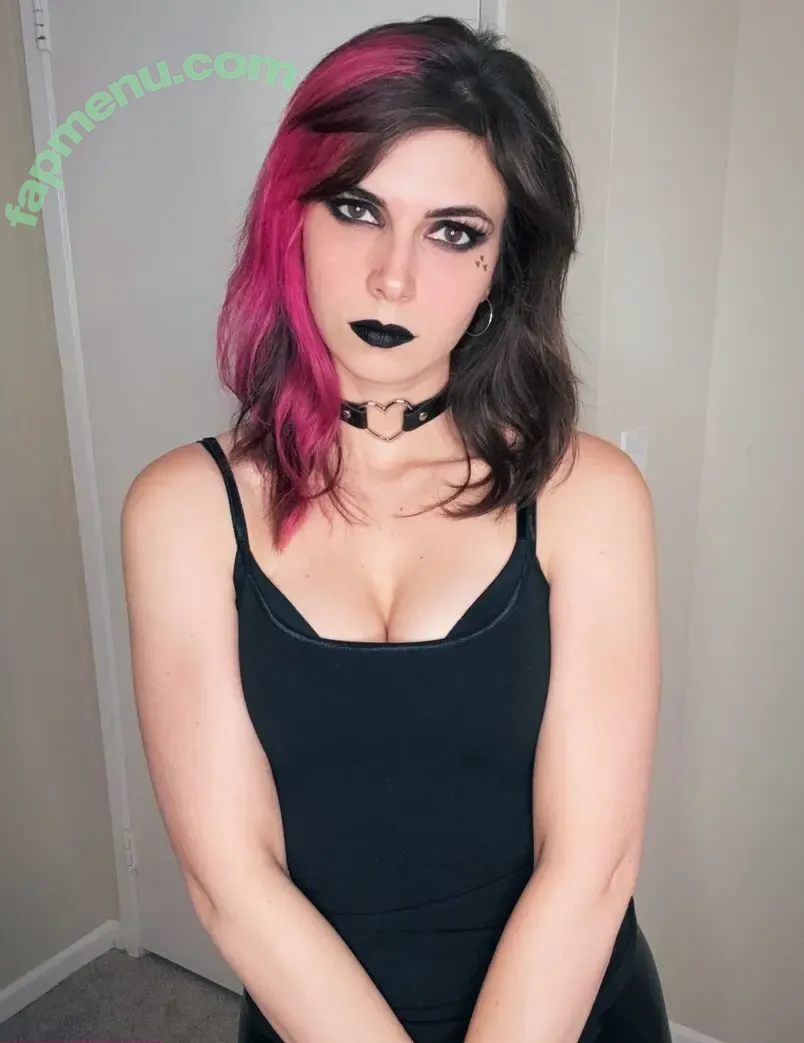 Kaitlin Witcher nude photo #1198 (kaitlinwitcher / piddleass)