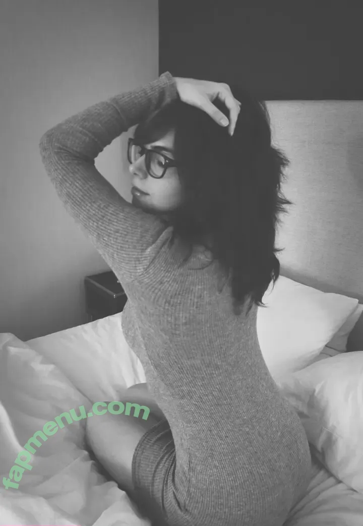 Kaitlin Witcher nude photo #1307 (kaitlinwitcher / piddleass)