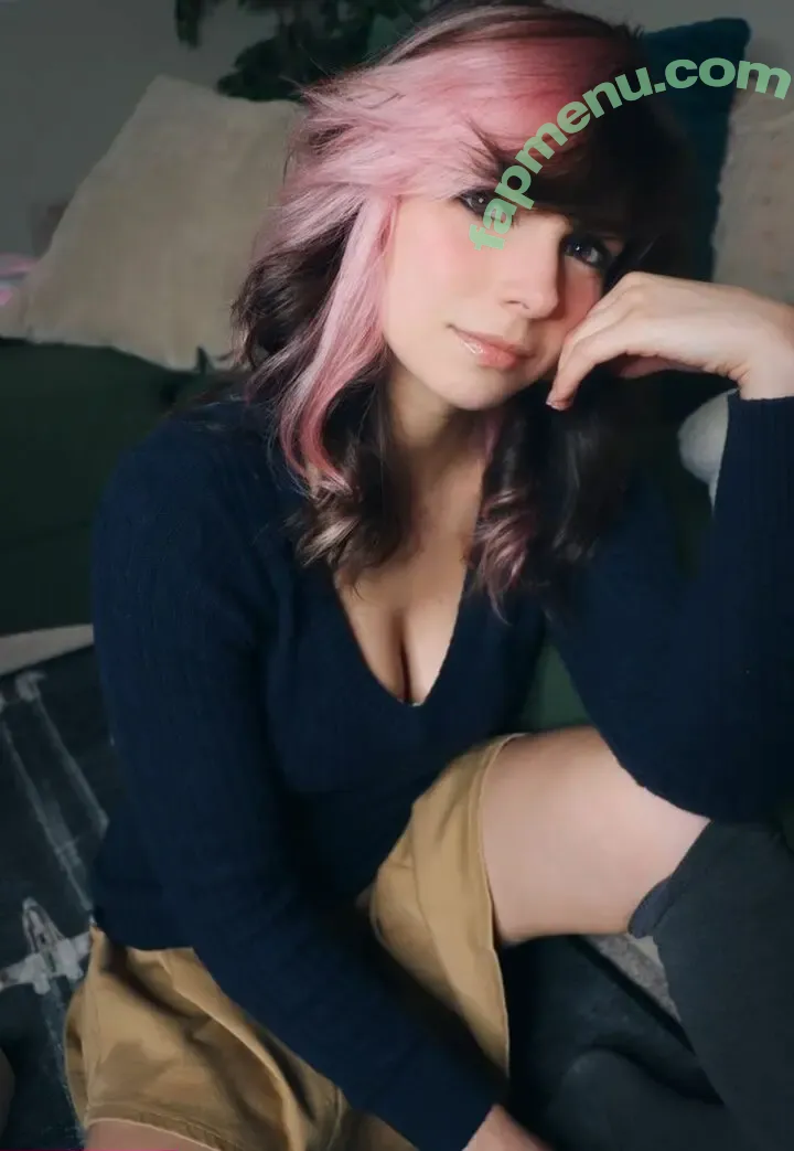 Kaitlin Witcher nude photo #1321 (kaitlinwitcher / piddleass)