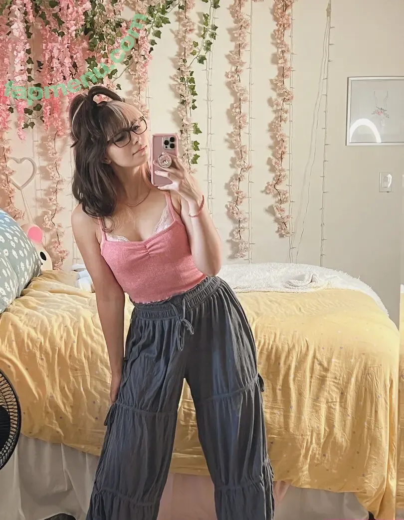 Kaitlin Witcher nude photo #1569 (KaitlinWitcher / Piddleass)