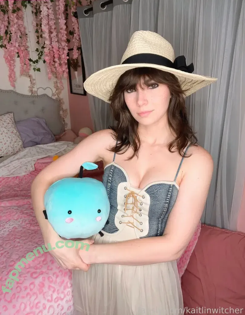 Kaitlin Witcher nude photo #1587 (KaitlinWitcher / Piddleass)