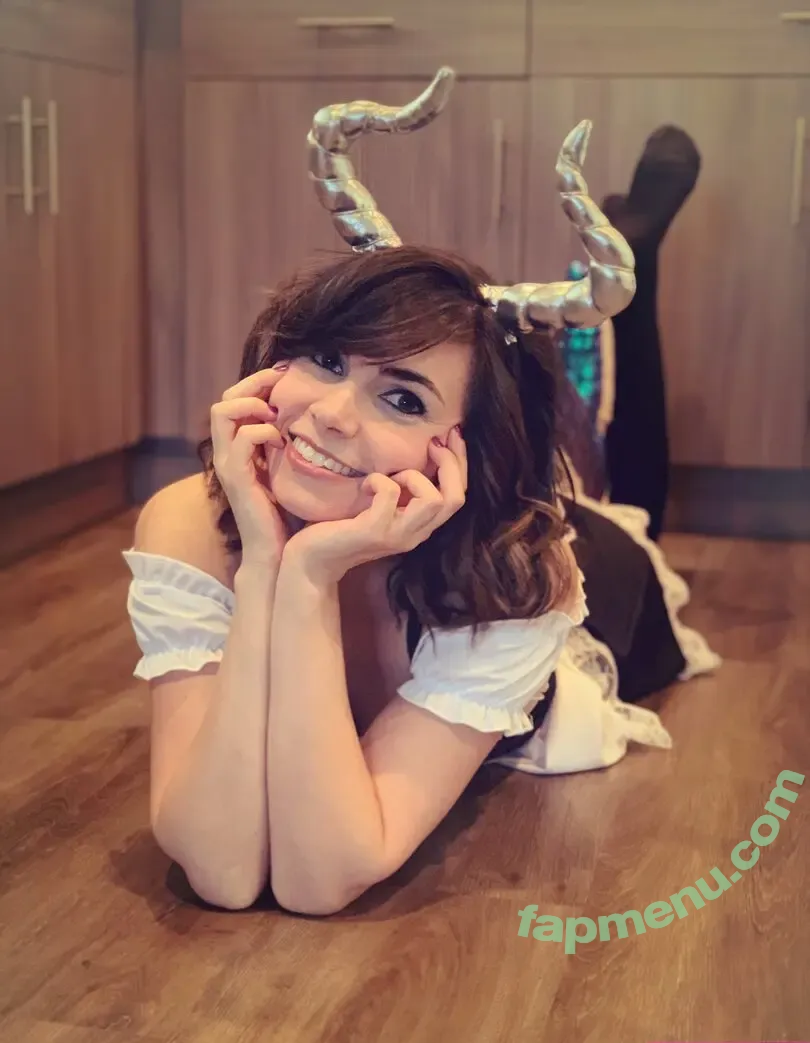 Kaitlin Witcher nude photo #1657 (KaitlinWitcher / piddleass)