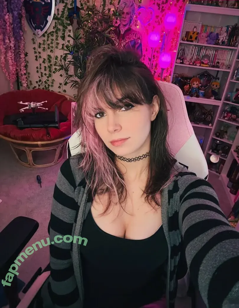 Kaitlin Witcher nude photo #1735 (KaitlinWitcher / Piddleass)