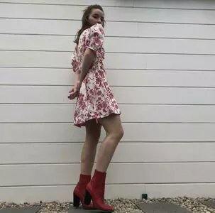 Kaitlyn Dever / KaitlynDever nude photo #0056