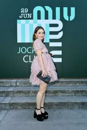 Kaitlyn Dever / KaitlynDever nude photo #0091