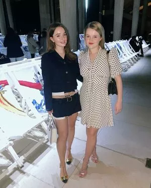 Kaitlyn Dever / KaitlynDever nude photo #0102