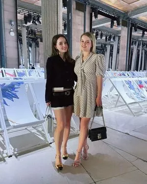 Kaitlyn Dever / KaitlynDever nude photo #0103