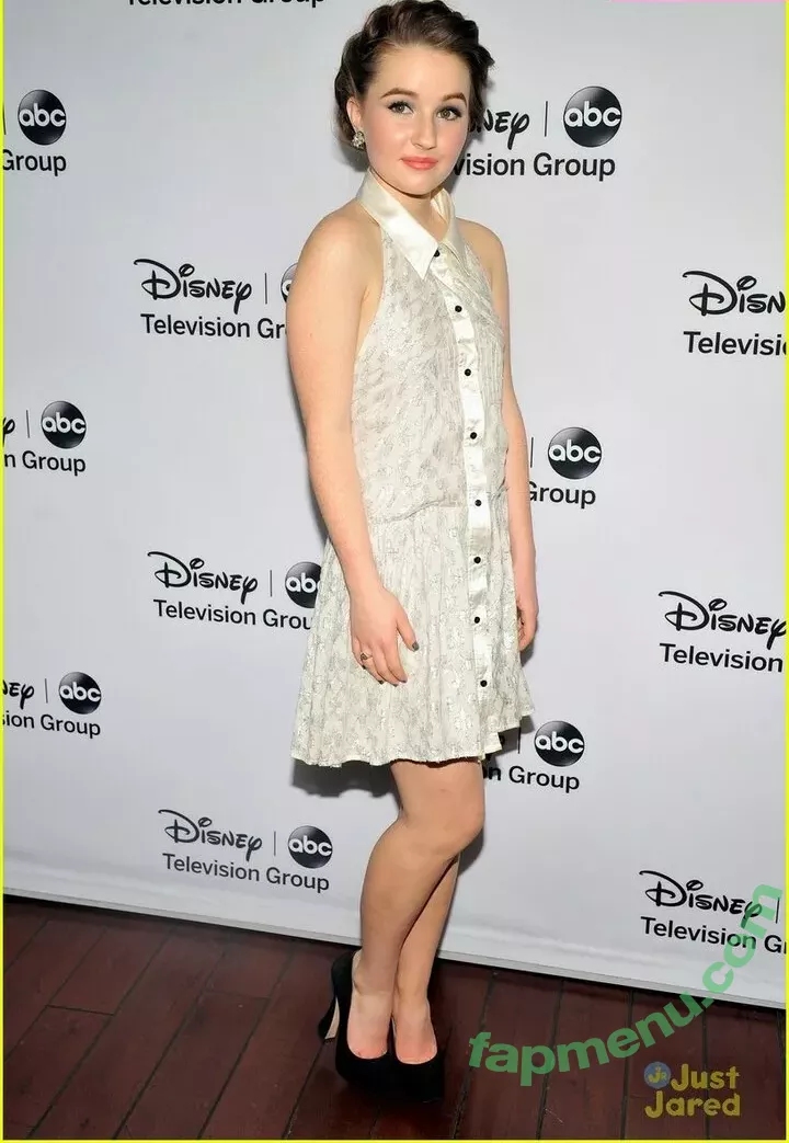 Kaitlyn Dever nude photo #0021 (KaitlynDever)