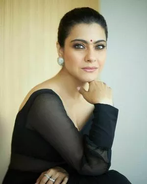 Kajol Devgn / itsKajolD / kajol nude photo #0021