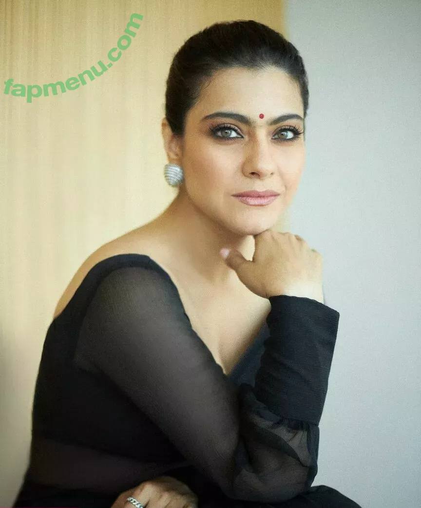 Kajol Devgn nude photo #0021 (itsKajolD / kajol)