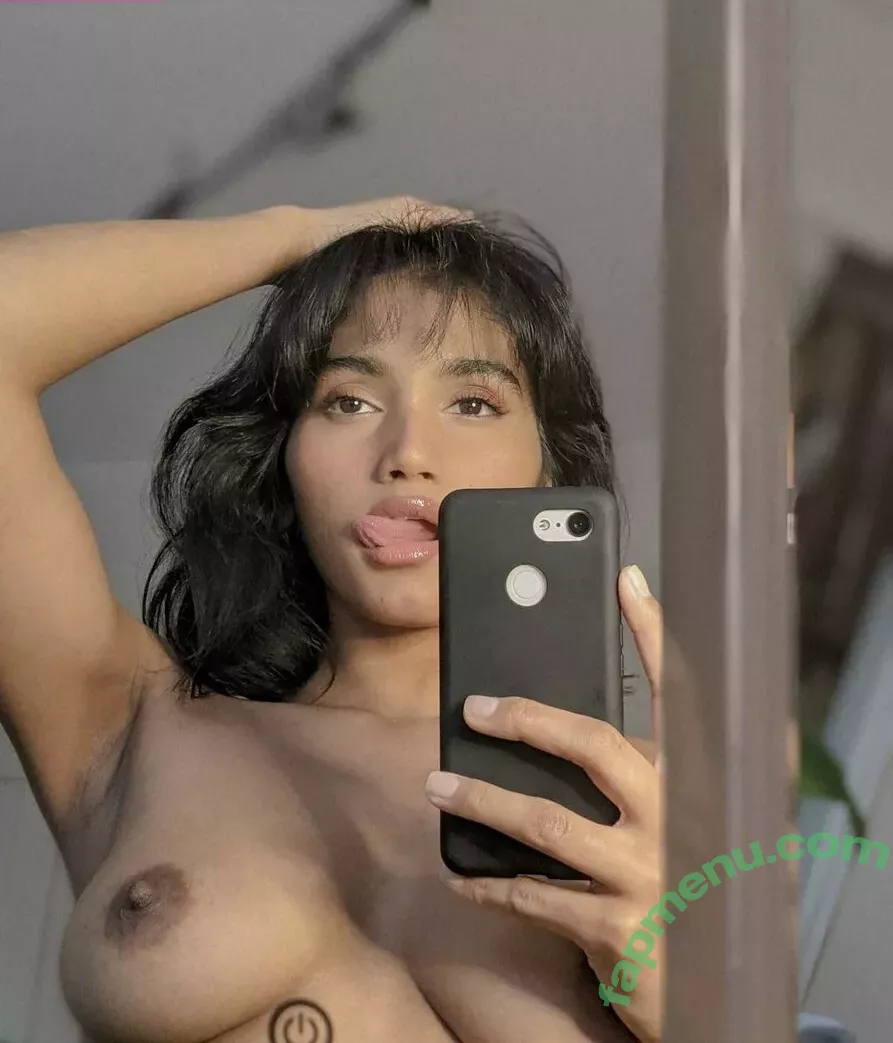 Kalani Fernando nude photo #0002 (kalafdo / kalanafernando)