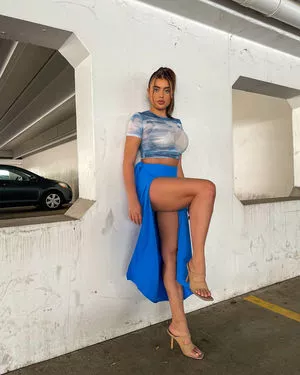 Kalani Hilliker / kalanihilliker nude photo #0006