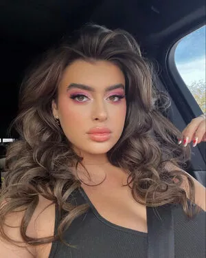 Kalani Hilliker / kalanihilliker nude photo #0085