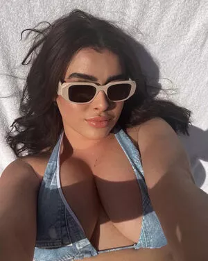 Kalani Hilliker / kalanihilliker nude photo #0112