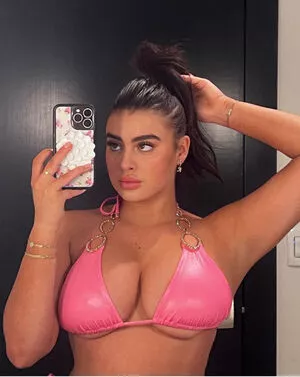 Kalani Hilliker / kalanihilliker nude photo #0118