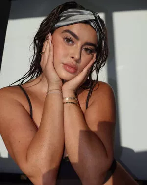 Kalani Hilliker / kalanihilliker nude photo #0132