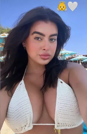 Kalani Hilliker / kalanihilliker nude photo #0205